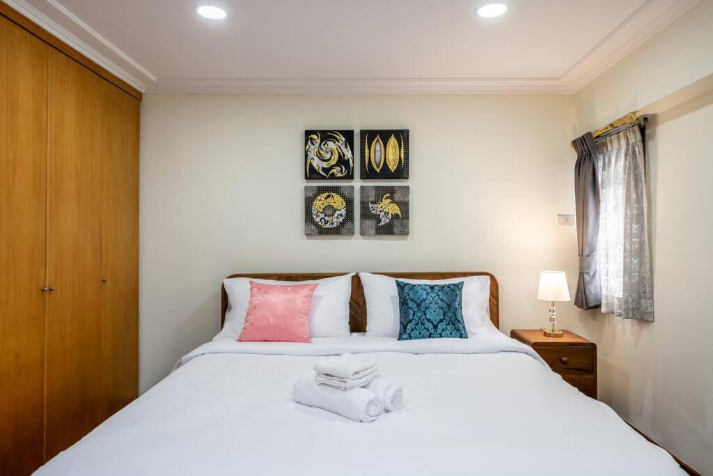 At Nana-5Bed, City Center, Nana Bts, Mbk, Central World, Siam Бангкок Экстерьер фото