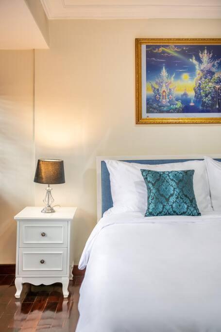 At Nana-5Bed, City Center, Nana Bts, Mbk, Central World, Siam Бангкок Экстерьер фото